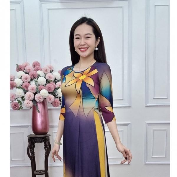 A1933 &aacute;o d&agrave;i lụa ph&aacute;p tr&ograve;n lỡ nền t&iacute;m nho hoa cam ch&aacute;y to (KH&Ocirc;NG GỒM QUẦN)