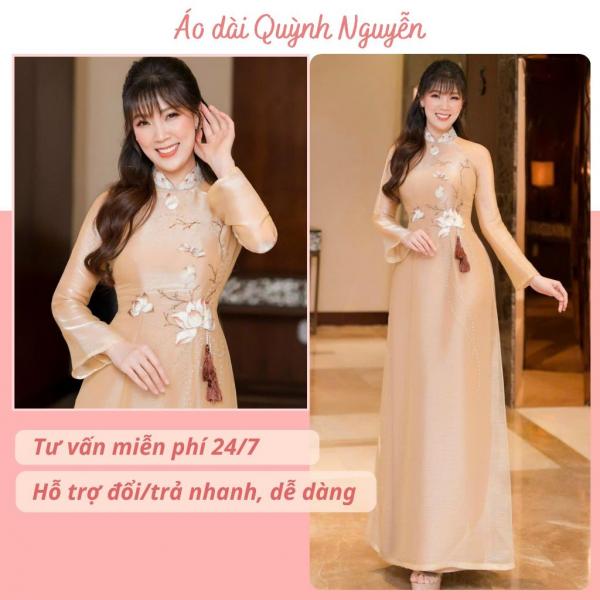 &Aacute;o d&agrave;i, &aacute;o d&agrave;i thiết kế tơ &oacute;ng 4 t&agrave; th&ecirc;u thủ c&ocirc;ng hpa tiết hoa sen cổ cao tay d&agrave;i &Aacute;o d&agrave;i Quỳnh Nguyễn M&Atilde; TK122