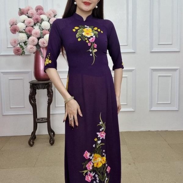 Tặng 109 &aacute;o d&agrave;i t&iacute;m nho cổ cao th&ecirc;u hoa v&agrave;ng (KH&Ocirc;NG GỒM QUẦN)